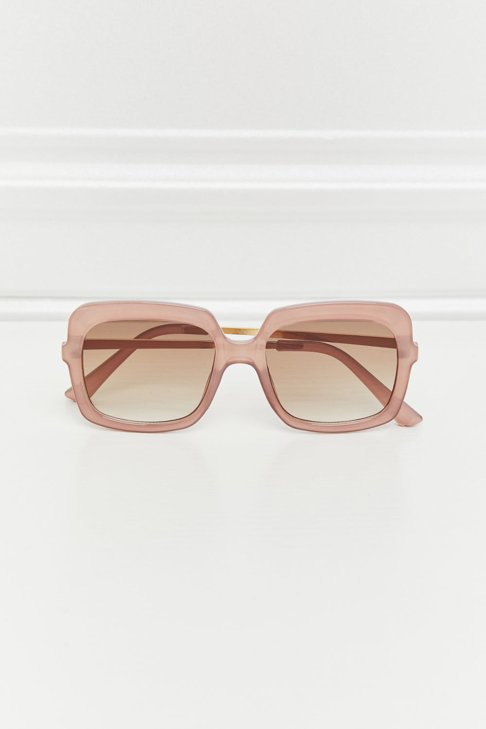 Square Metal-Plastic Hybrid Temple Sunglasses - Maria de Fatima Andrade