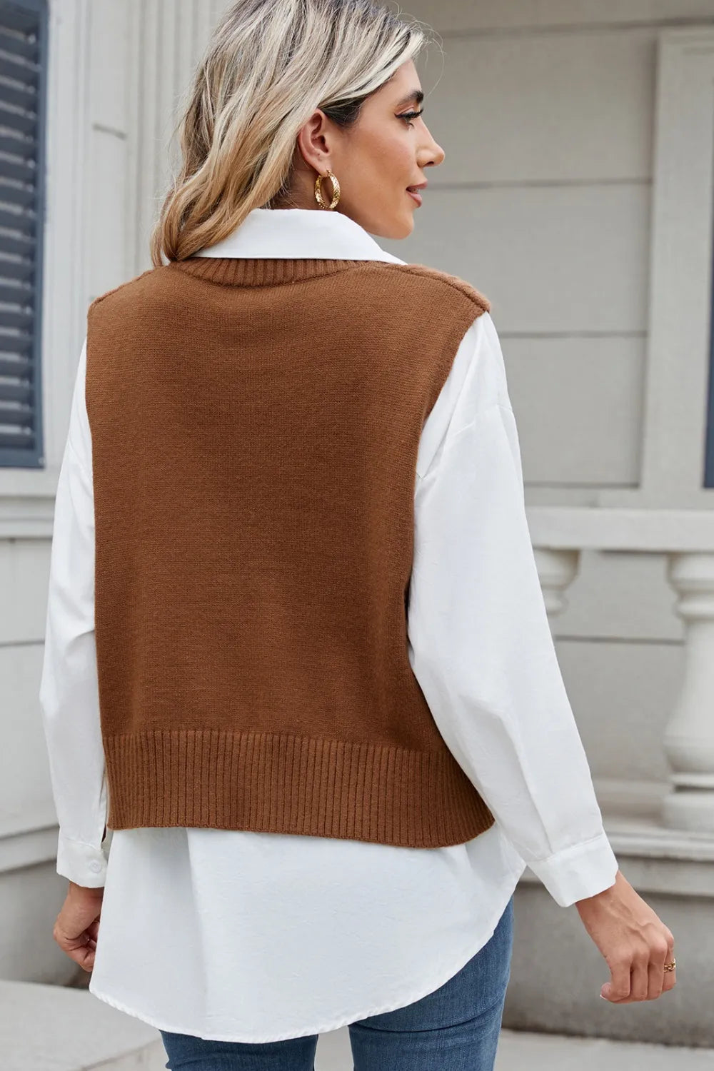 Cable-Knit V-Neck Sweater Vest - Maria de Fatima Andrade