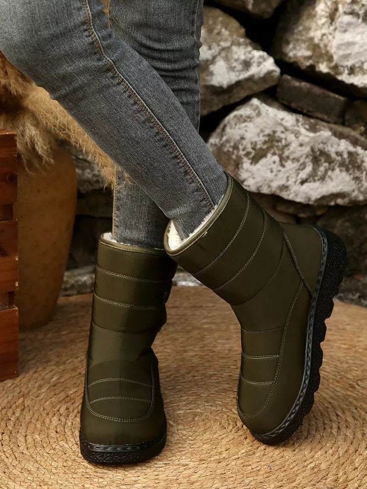 Warm Padded Waterproof Snow Boots - Maria de Fatima Andrade