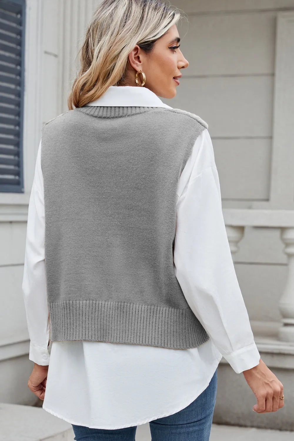 Cable-Knit V-Neck Sweater Vest - Maria de Fatima Andrade