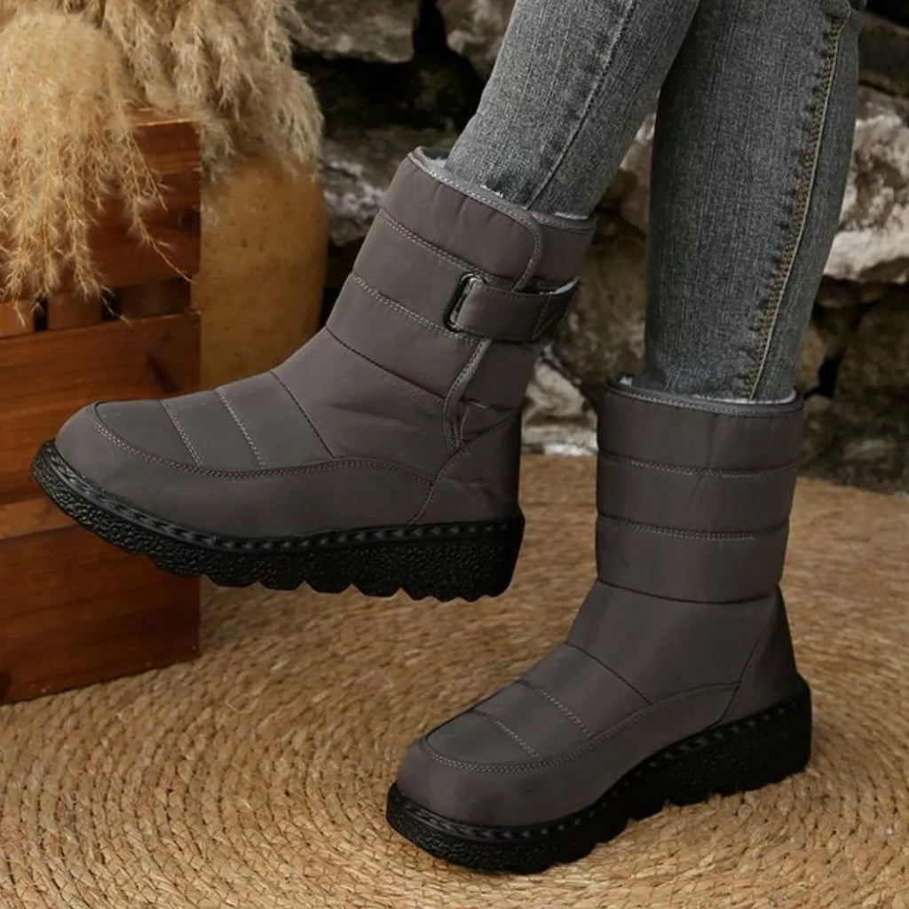 Warm Padded Waterproof Snow Boots - Maria de Fatima Andrade