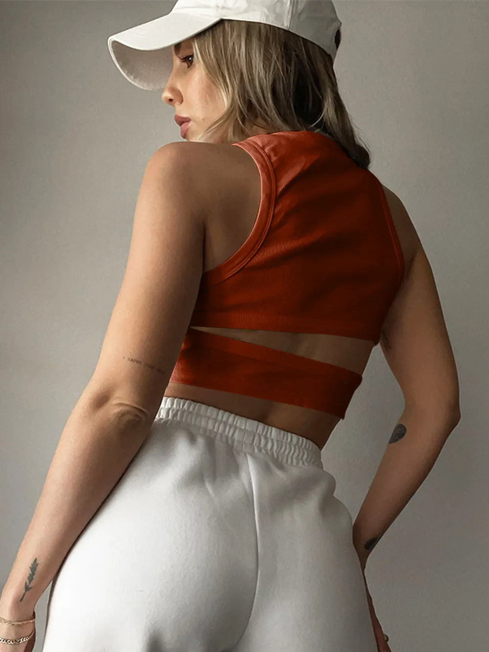 Cutout Round Neck Tank - Maria de Fatima Andrade