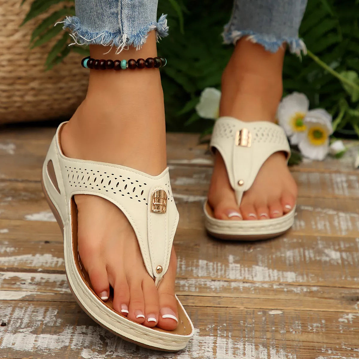 Toe Post Wedge Sandals - Maria de Fatima Andrade