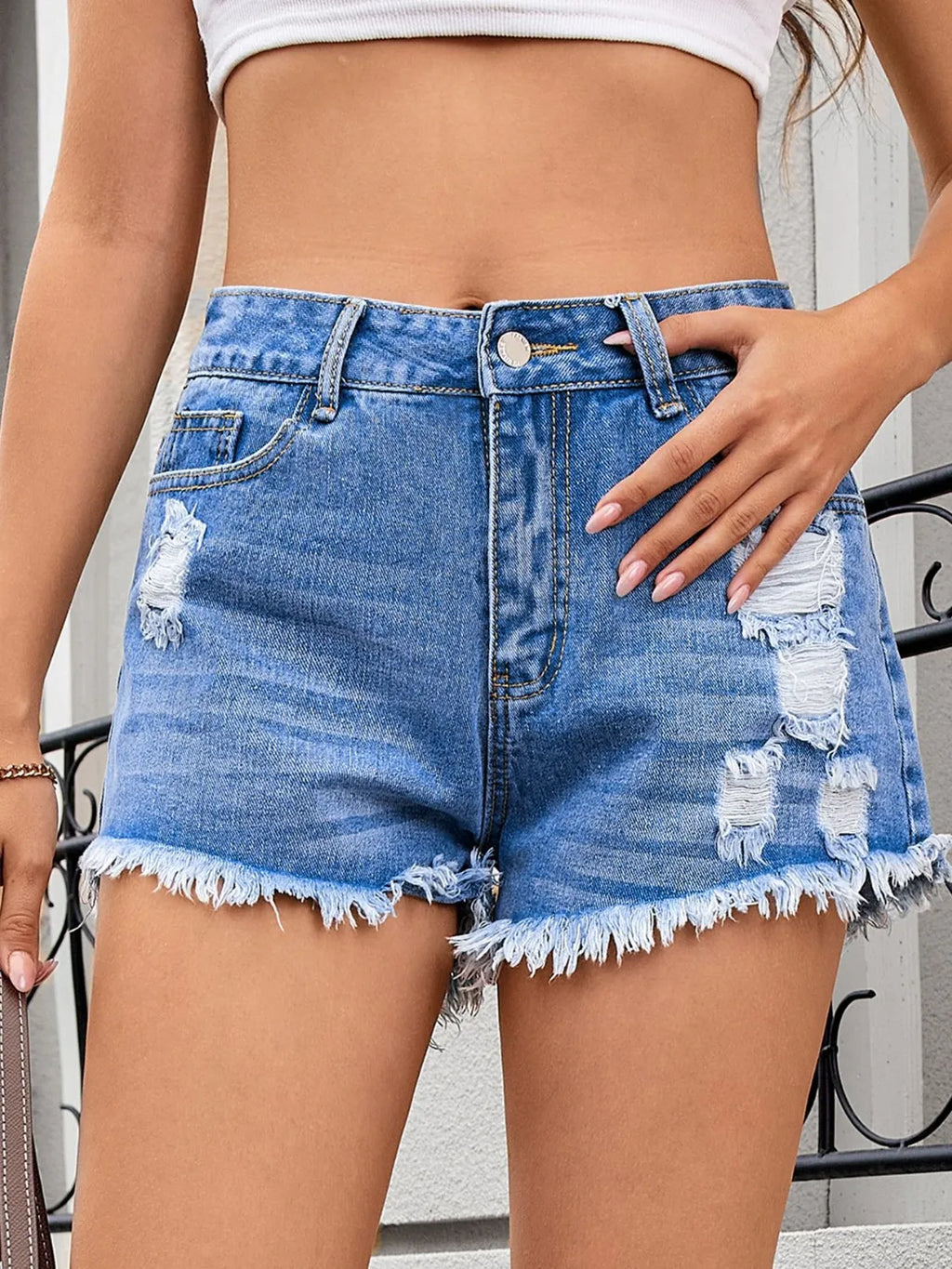 Distressed Raw Hem Denim Shorts - Maria de Fatima Andrade