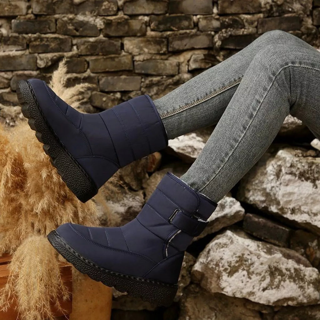 Warm Padded Waterproof Snow Boots - Maria de Fatima Andrade