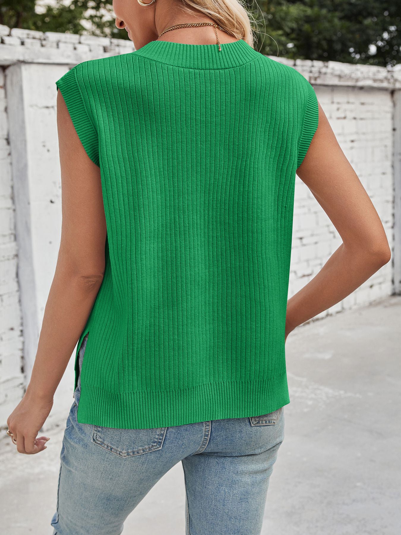 Casual V-Neck Knitted Sweater Vest - Maria de Fatima Andrade