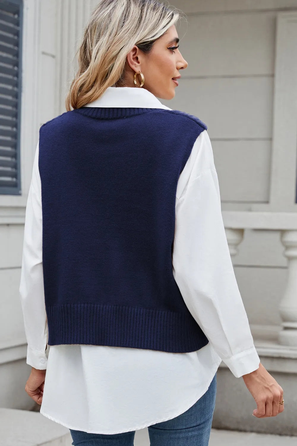 Cable-Knit V-Neck Sweater Vest - Maria de Fatima Andrade