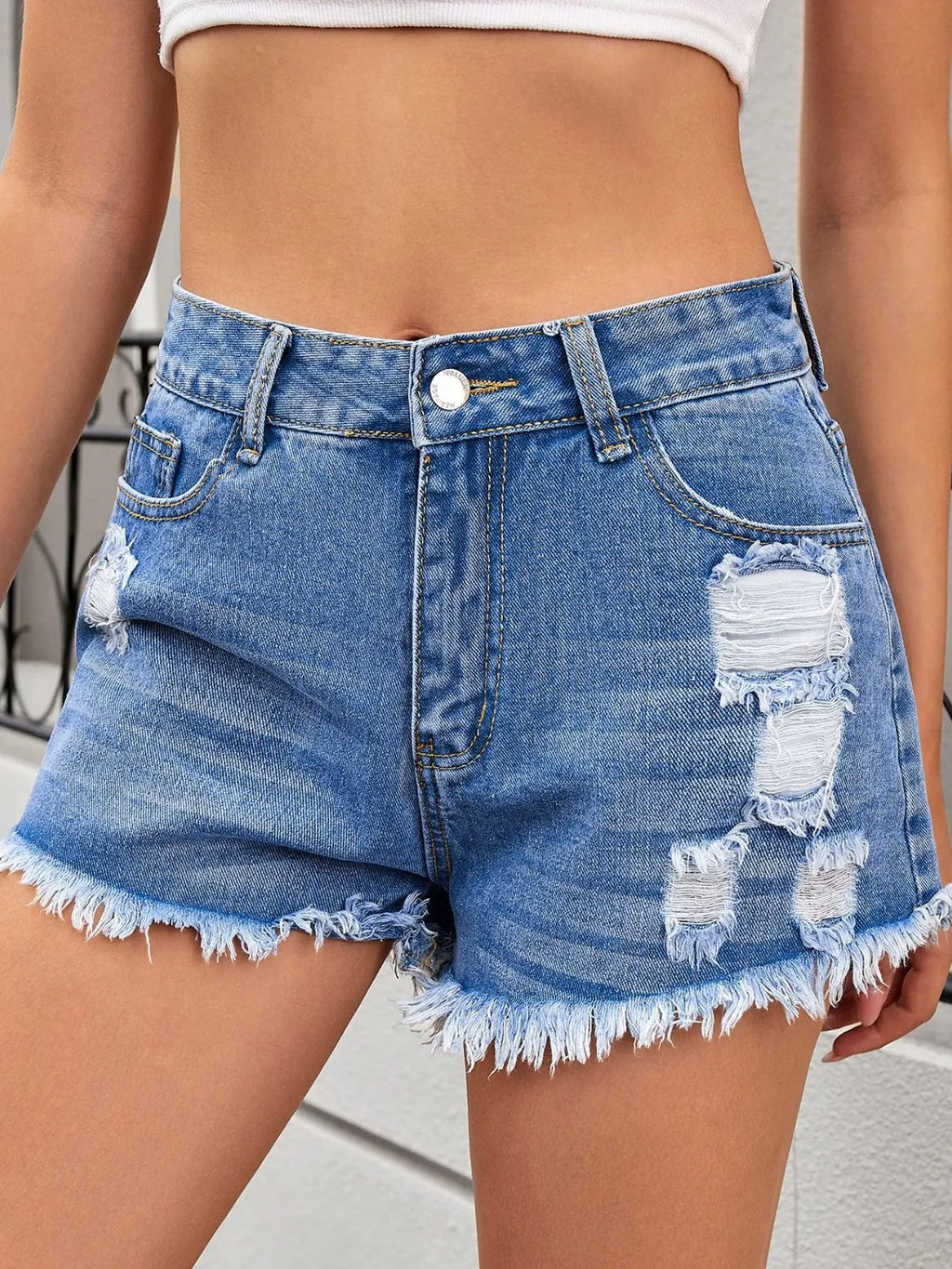 Distressed Raw Hem Denim Shorts - Maria de Fatima Andrade