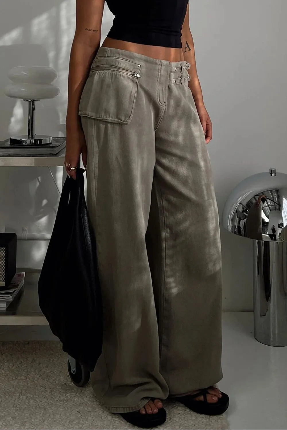 Wide Leg Jeans with Pockets - Maria de Fatima Andrade