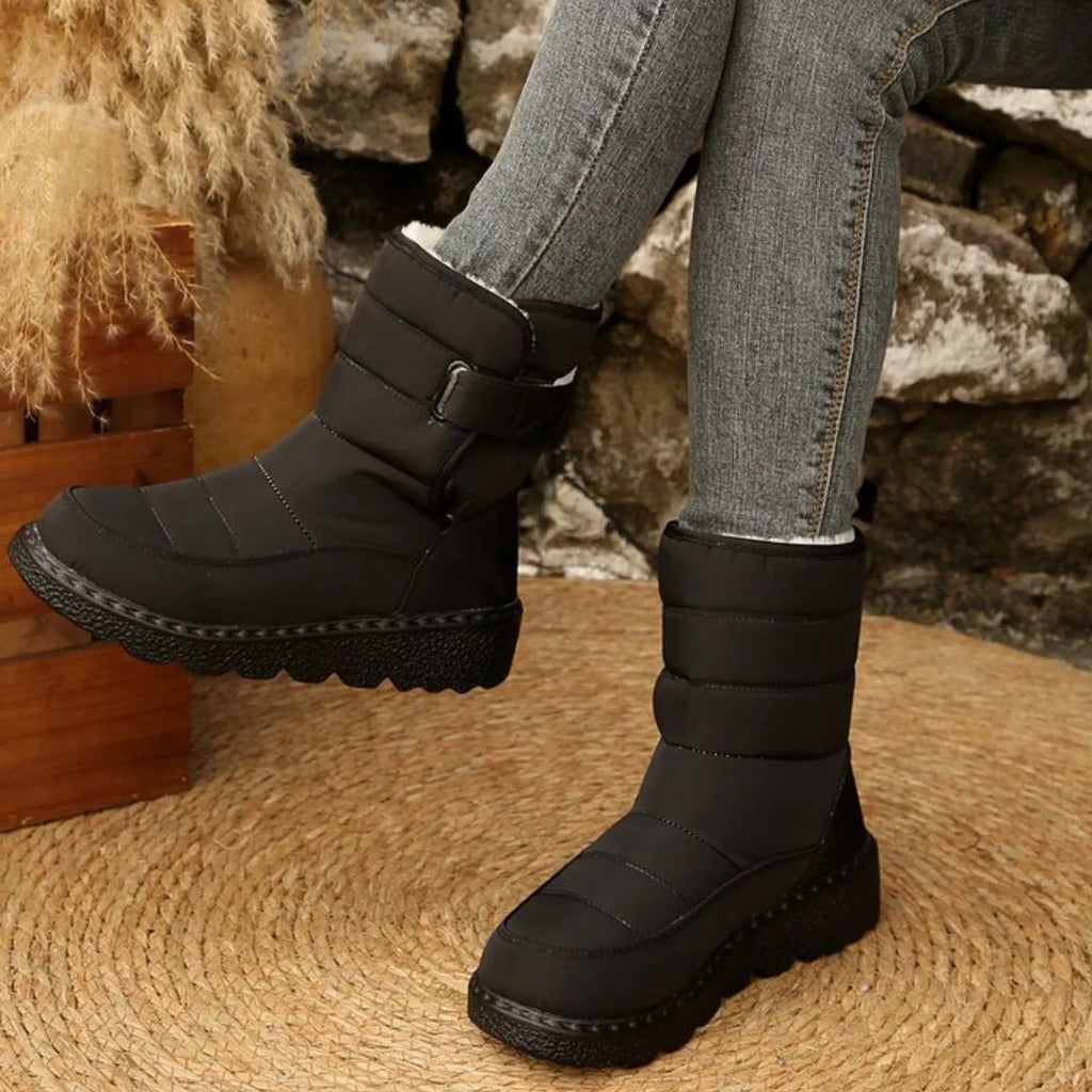 Warm Padded Waterproof Snow Boots - Maria de Fatima Andrade