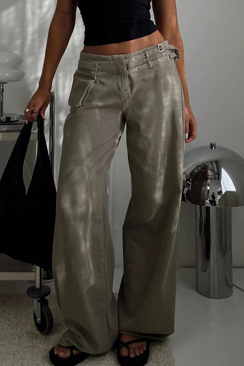 Wide Leg Jeans with Pockets - Maria de Fatima Andrade