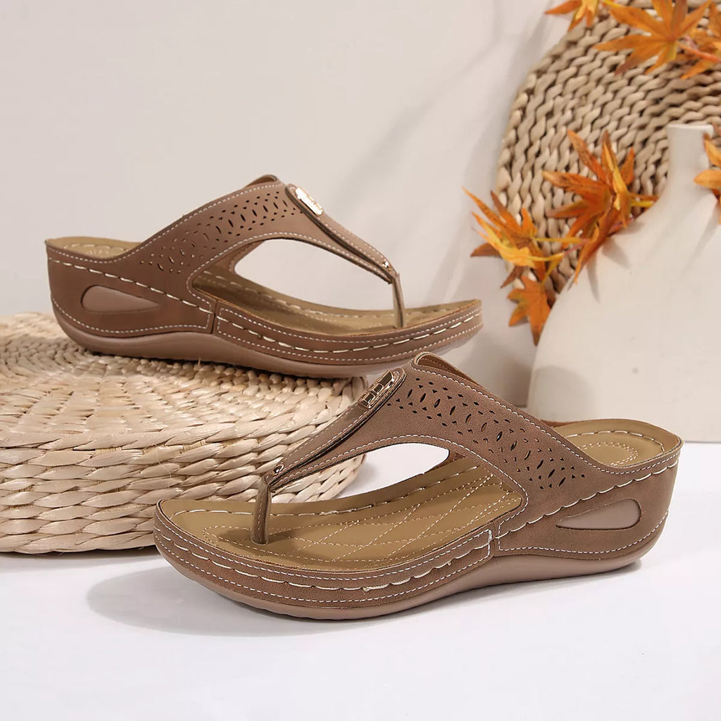 Toe Post Wedge Sandals - Maria de Fatima Andrade