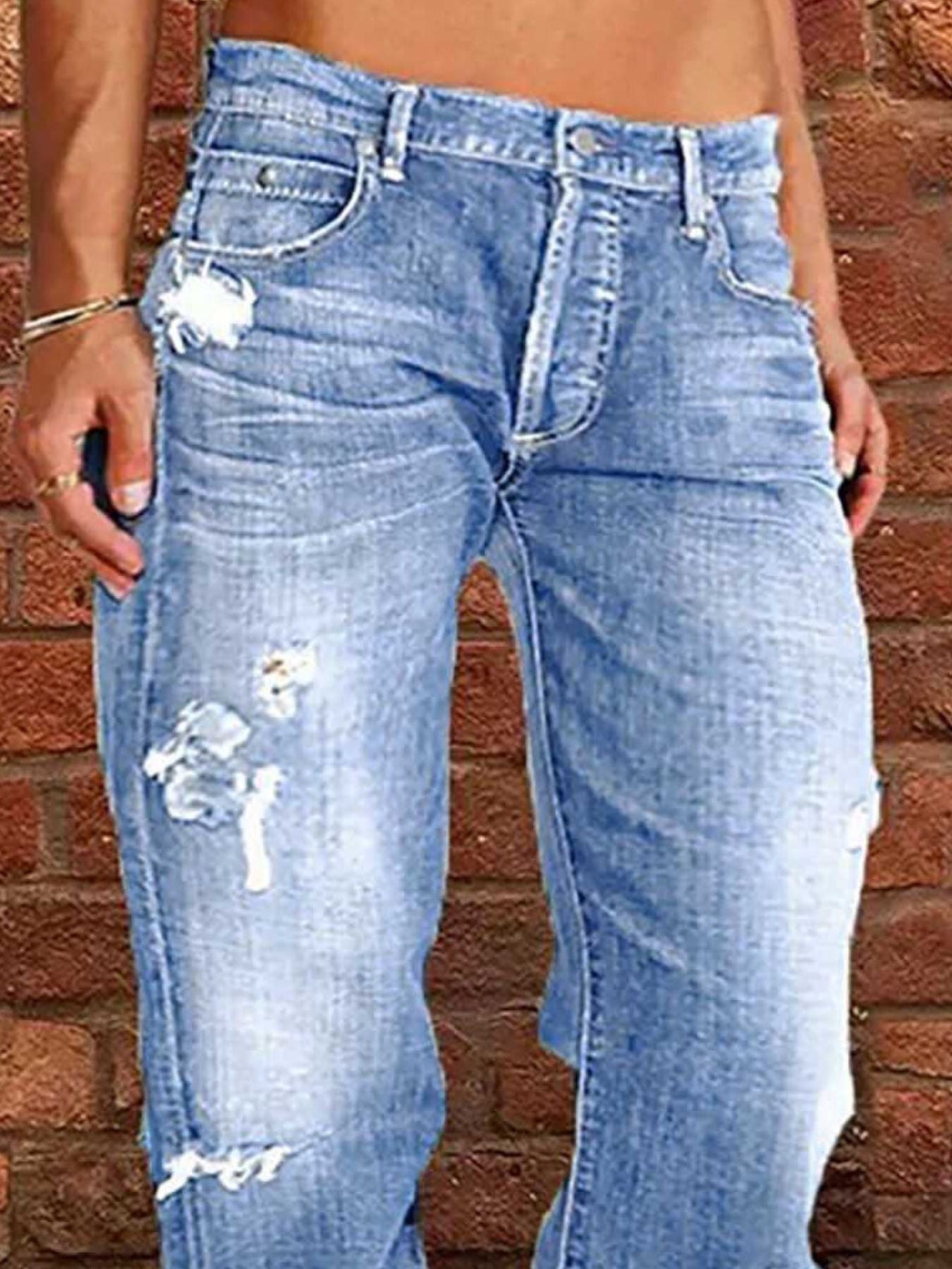 Distressed Loose Fit Jeans - Maria de Fatima Andrade