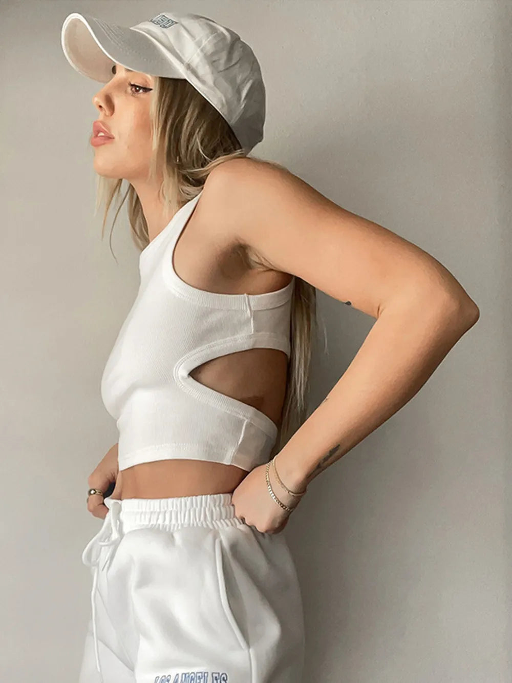 Cutout Round Neck Tank - Maria de Fatima Andrade
