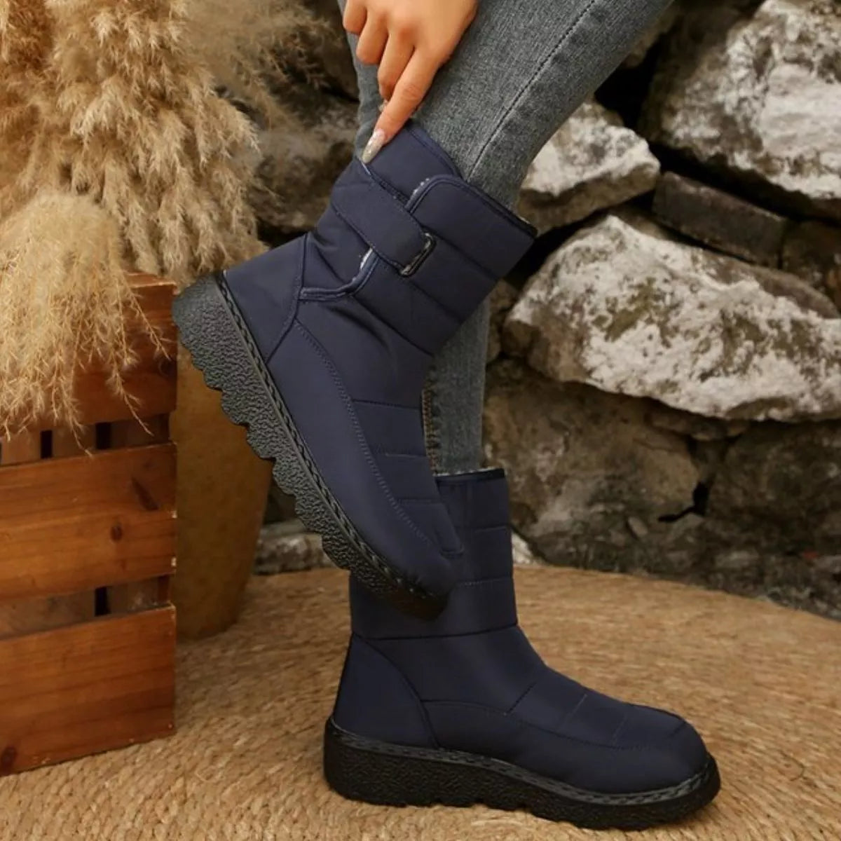 Warm Padded Waterproof Snow Boots - Maria de Fatima Andrade
